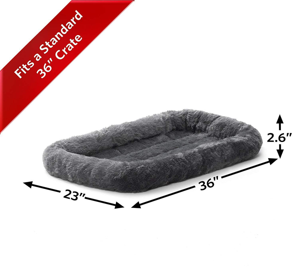 Detalle de bolster gris con pelaje sintético de QuietTime para soporte