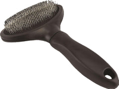 Puntas finas del Miracle Care eliminan pelo suelto sin irritar.