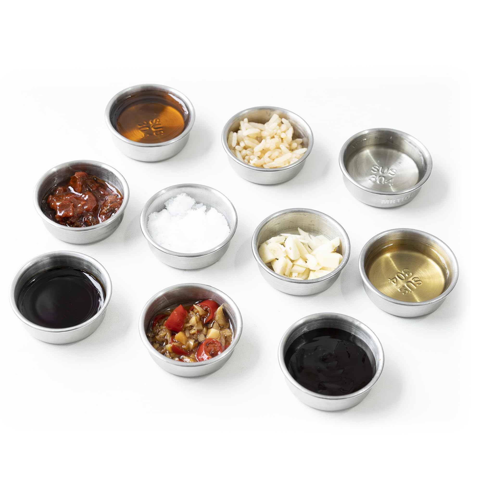 La MRTIOO taza-alimento encaja en la repisa de alimentación y reduce desperdicio.