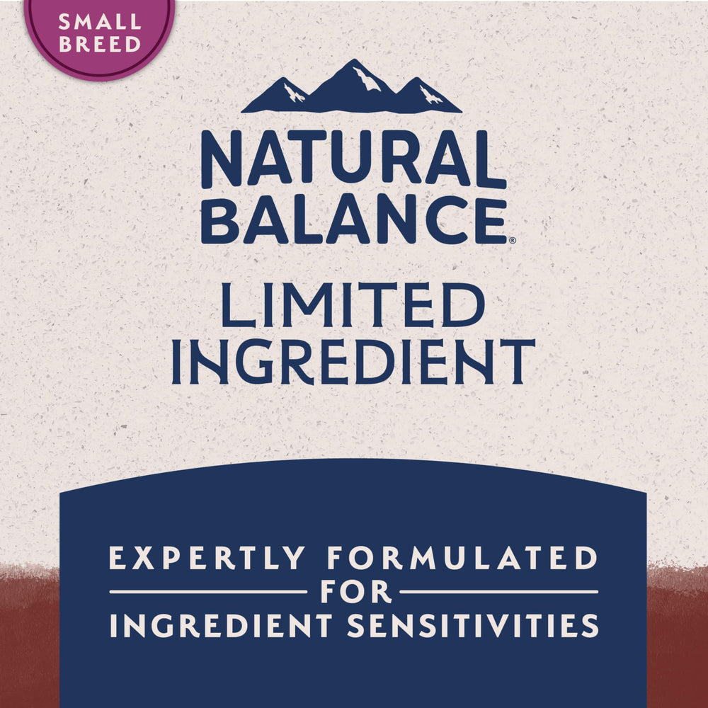 Natural Balance bocados compactos para perros pequeños, mordida fácil y agradable.