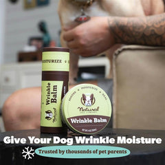 Natural Dog Company aplicacion de balsamo en pliegues para hidratacion