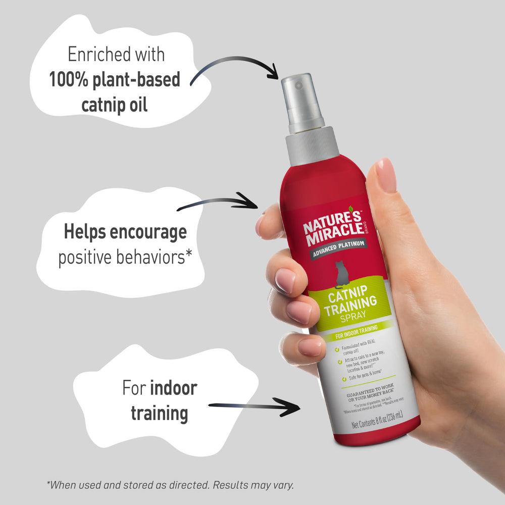 Nature’s Miracle Catnip Spray atrae gatos de forma natural sin desorden