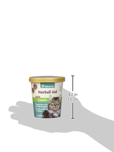 NaturVet ayuda-bolas-pelo-gatos, gato comiendo gomita, uso diario.