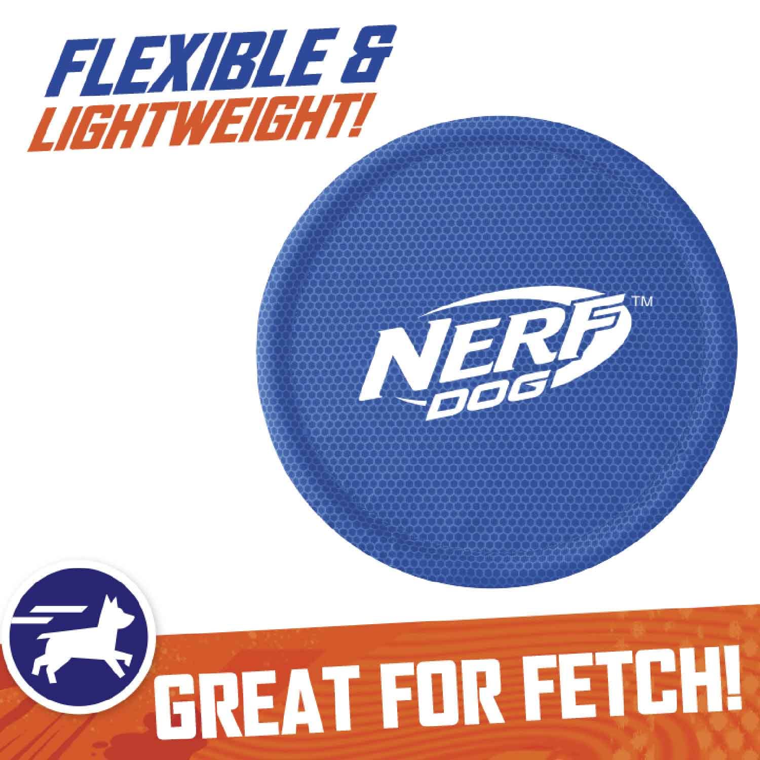 Nerf Dog Nylon Flyer resistente al agua para playa y piscina.