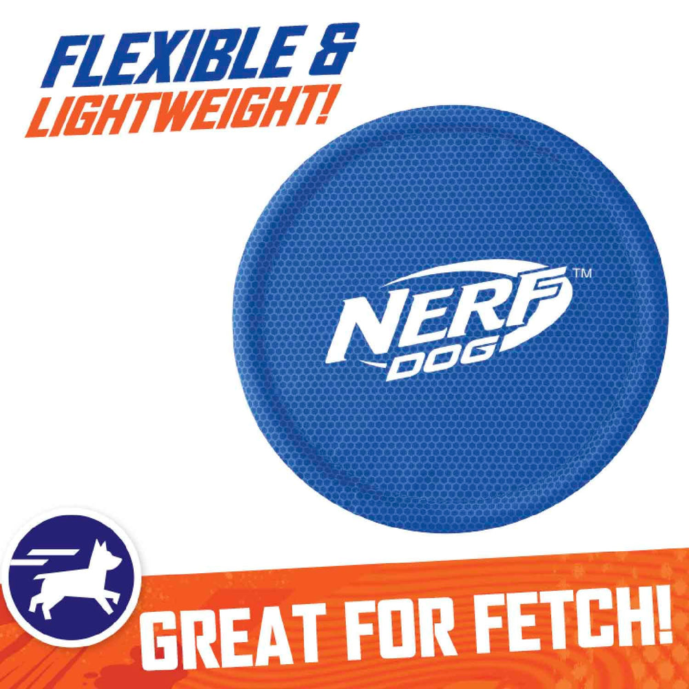 Nerf Dog Nylon Flyer resistente al agua para playa y piscina.