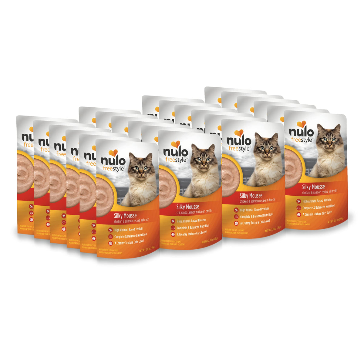 Nulo Freestyle Mousse con textura seda para gatos, sabor pollo y salmón.
