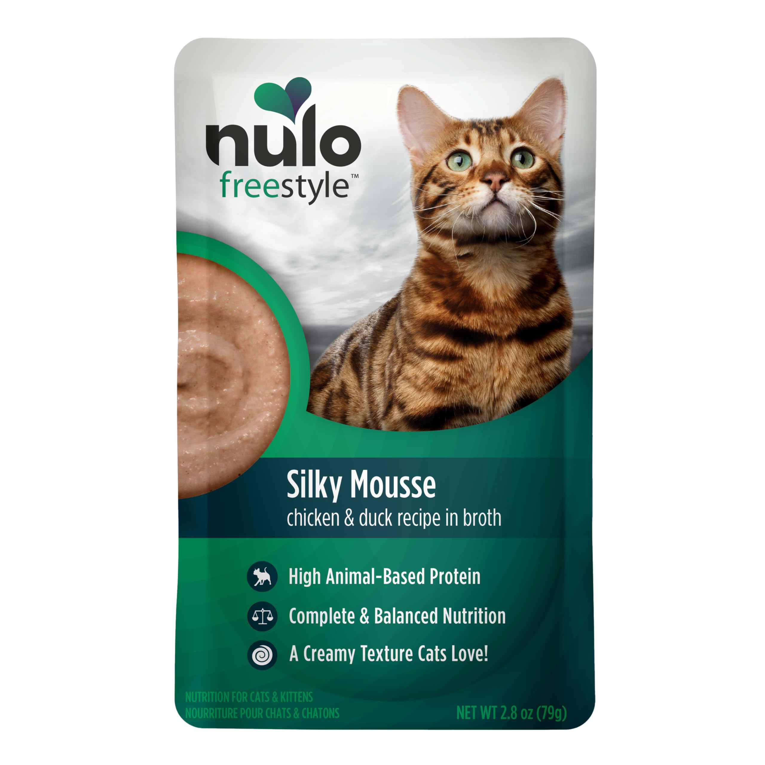 Nulo Freestyle pollo y pato: mousse cremosa para gatos en cada porción