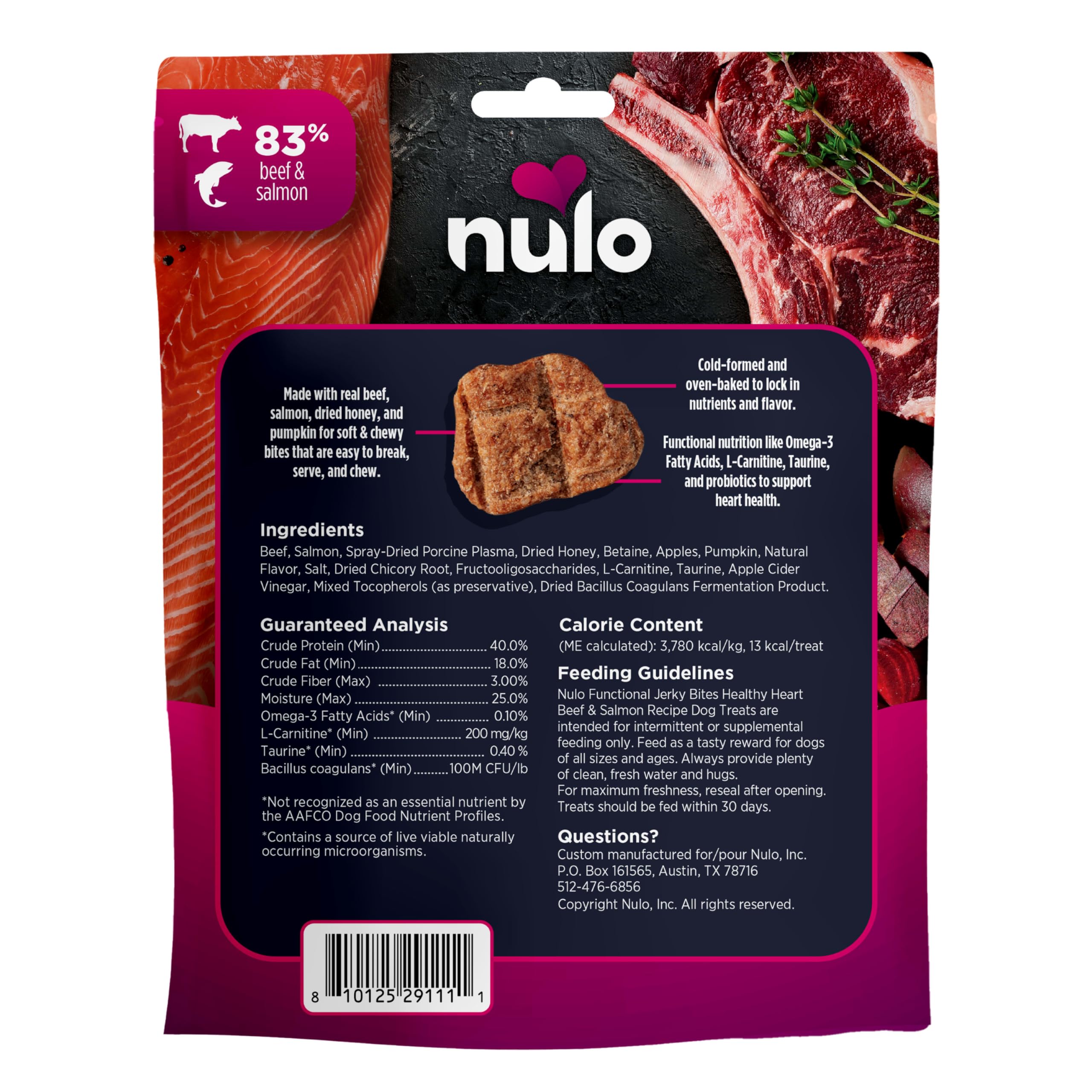 Nulo Functional Jerky Perro disfrutando al aire libre.