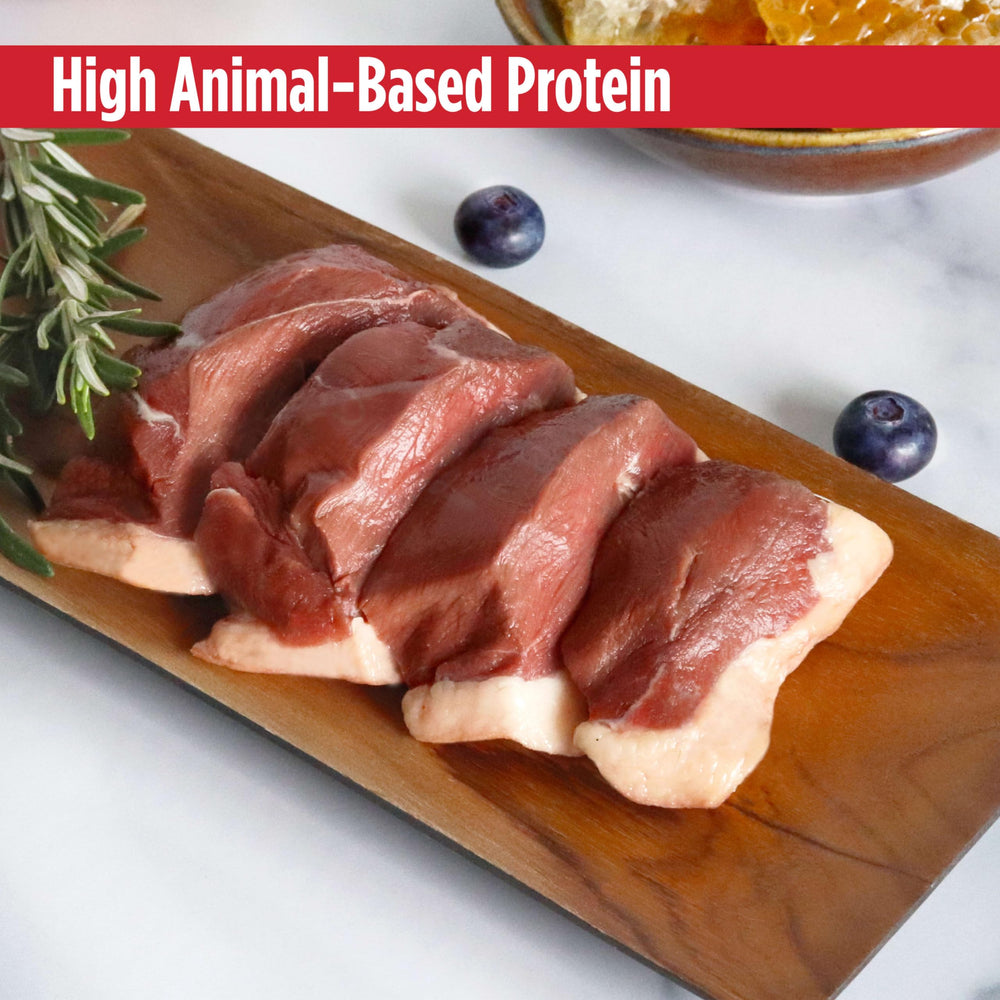Composición alta en proteína animal, sin granos para gatos activos