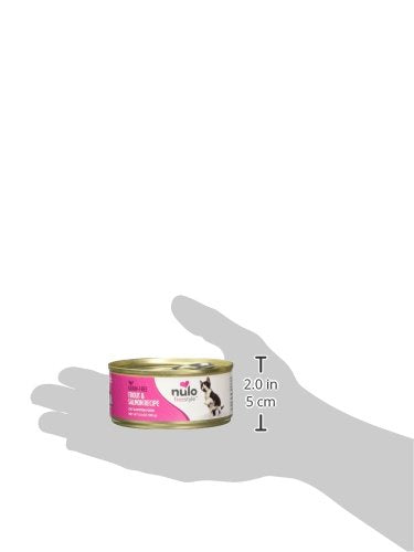 Lata de paté con trucha y salmón, ingredientes proteicos para músculos.
