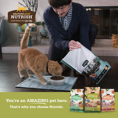 Nutrish Purrfect Broths trozos de atún y verduras en caldo suave para realzar la comida.