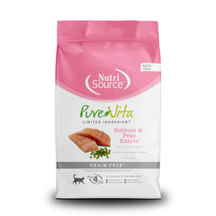 NutriSource Pure Vita sin granos con salmón, envase de 12 libras para gatos.