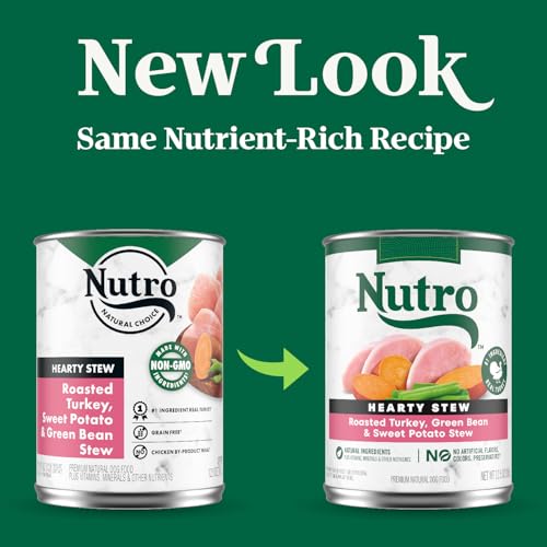 Nutro Hearty Stew lata con pavo y salsa para perros.