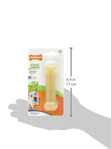 Nylabone Original Sabor Pollo Infundido, sabor constante durante el juego.
