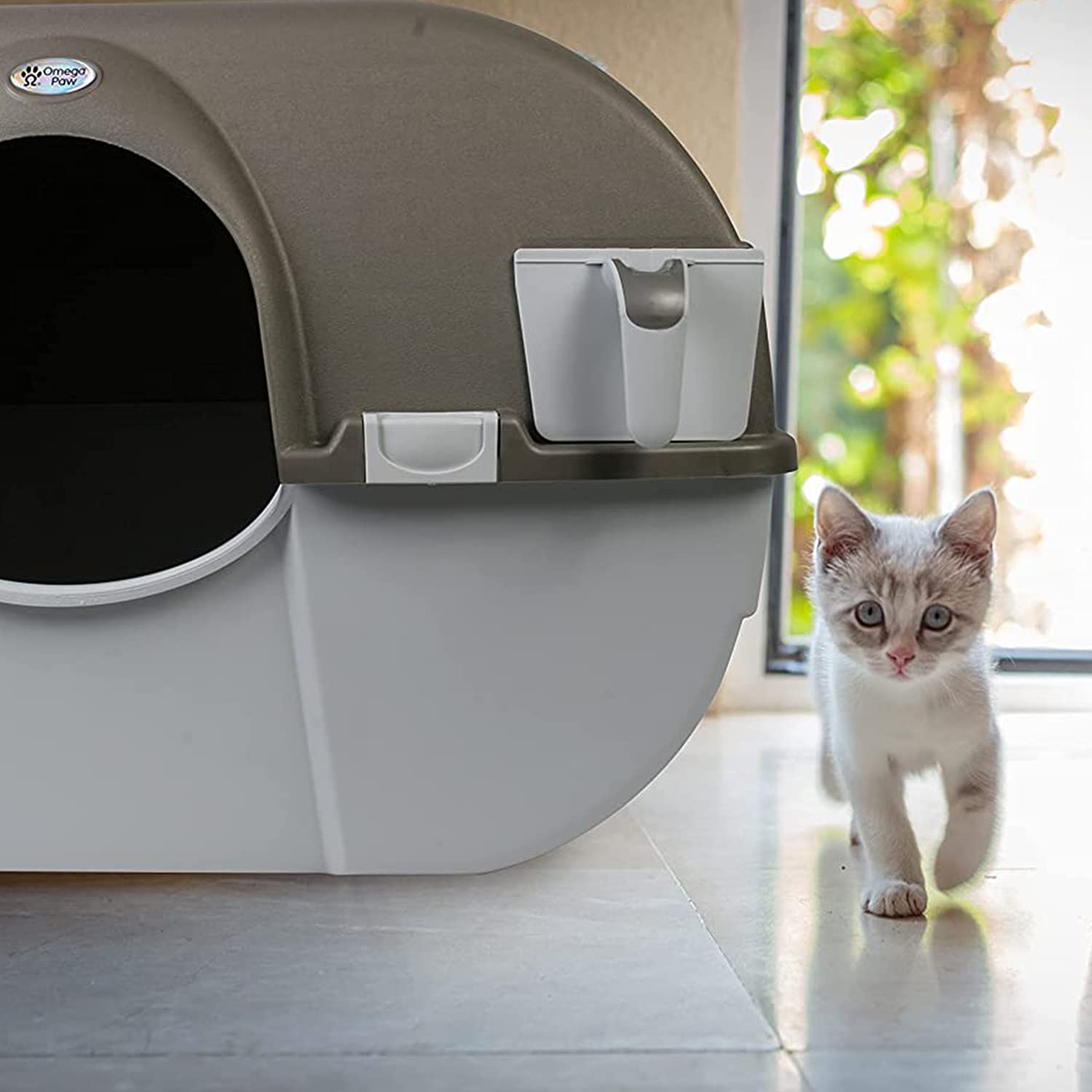 Omega Paw Roll 'N Clean: uso sin electricidad para ubicaciones flexibles.