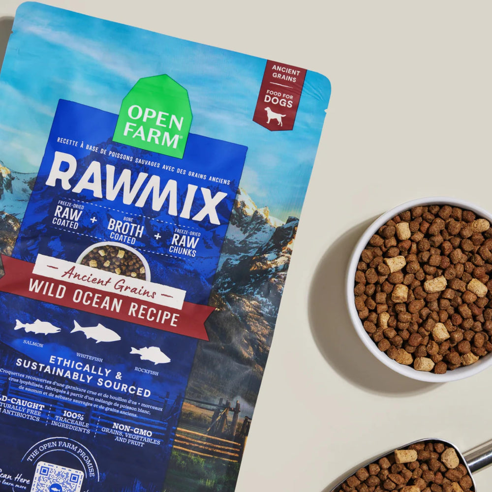 Open Farm RawMix trocitos crudos deshidratados para palatabilidad