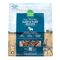 Open Farm Surf & Turf, pedacitos crujientes para perros activos y con alta proteína.