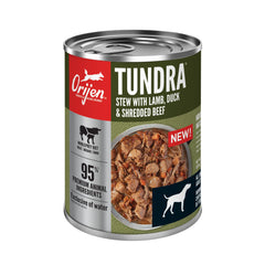 ORIJEN Real Meat Shreds Tundra Stew servido en bol deliciosamente jugoso.