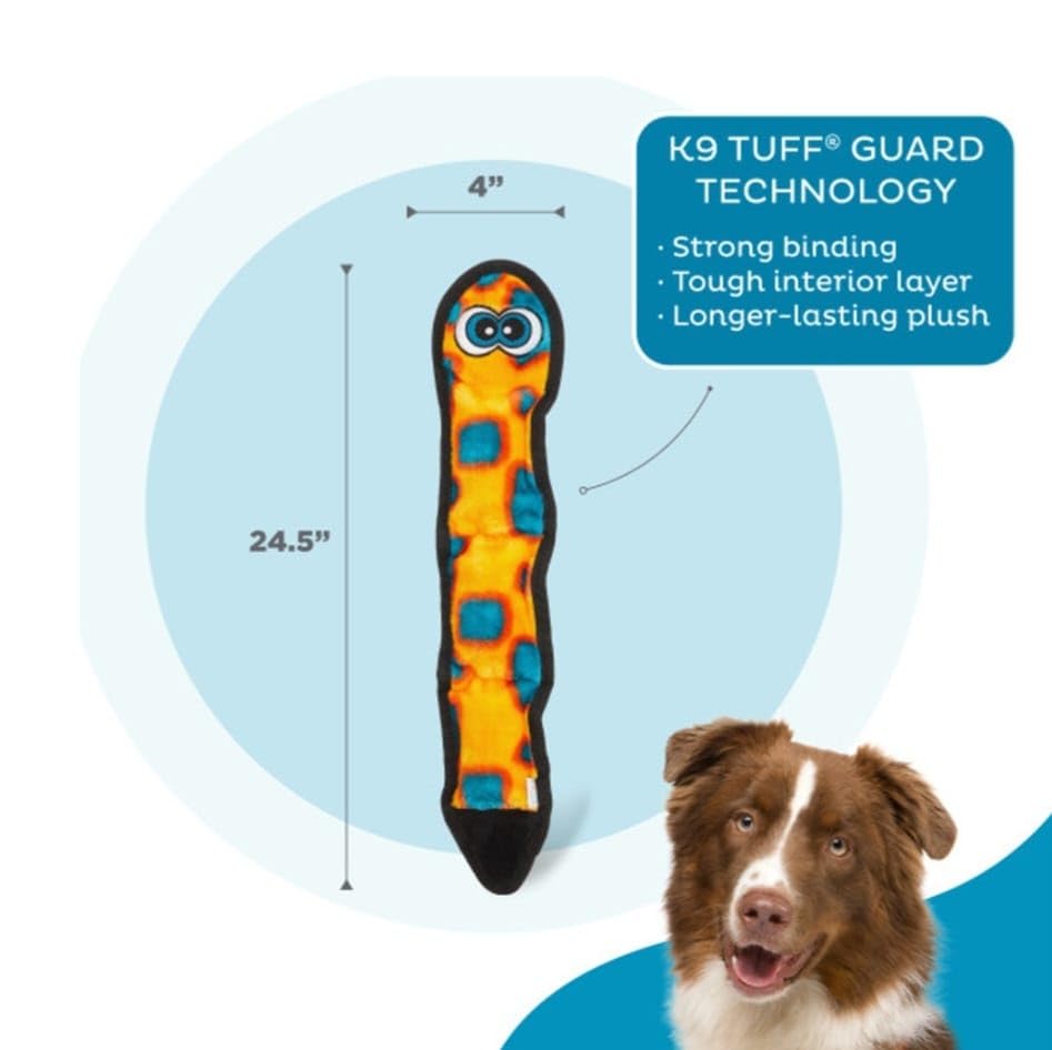 Outward Hound Durablez serpiente interior resistente K-9 TUFF GUARD para mayor durabilidad.