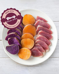 PAWUP Soft Chews with duck – close-up of chewy texture