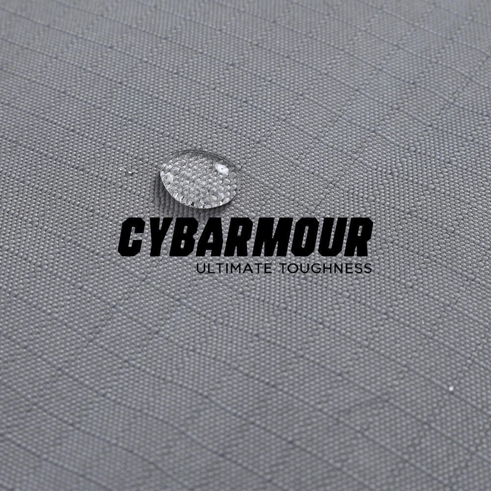 Pelzin Cybarmour, color negro elegante y duradero en cualquier entorno.