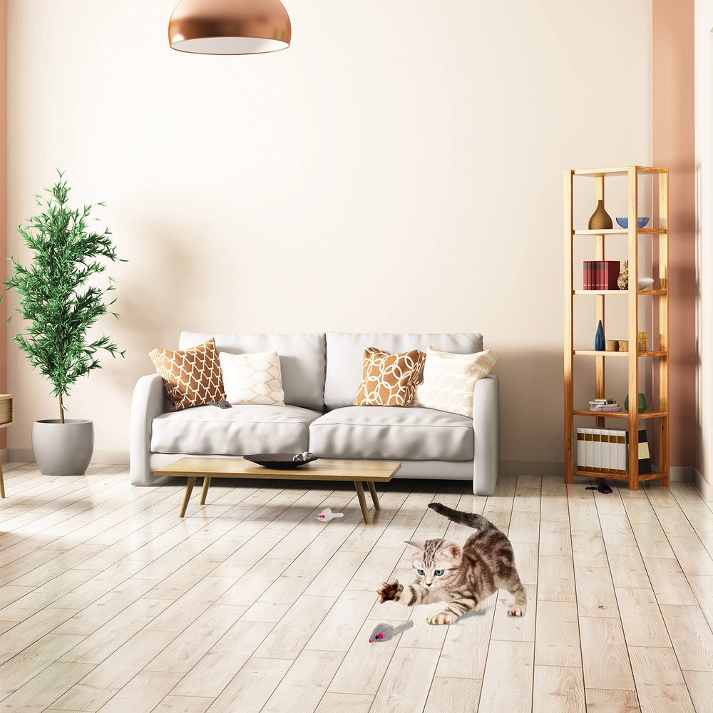 Detalle del pelaje suave de Penn-Plax Play Fur Mice para morder y jugar