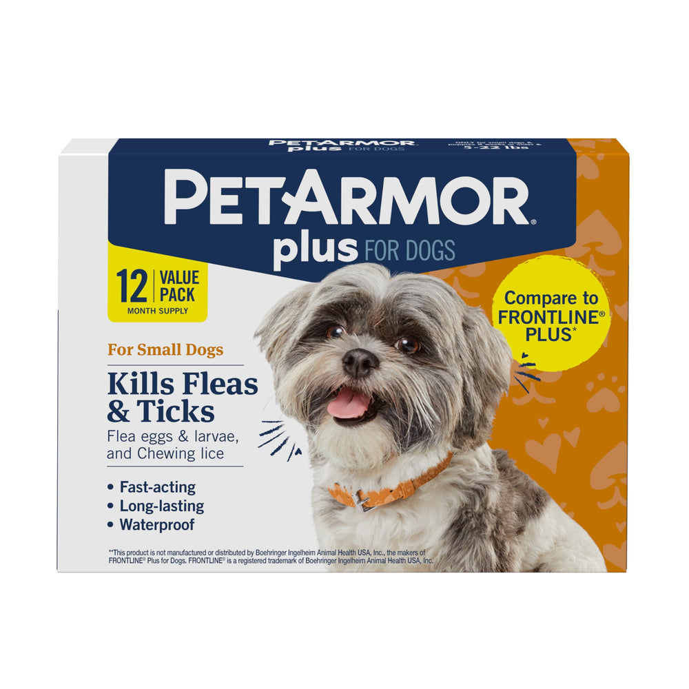 PetArmor Plus aplicado en la piel del perro, protección contra pulgas y garrapatas.