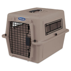 Petmate Ultra Vari interior elevado que mejora la comodidad del animal.