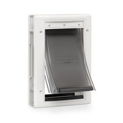 PetSafe Puerta para mascotas, vista frontal del marco plástico pintable.