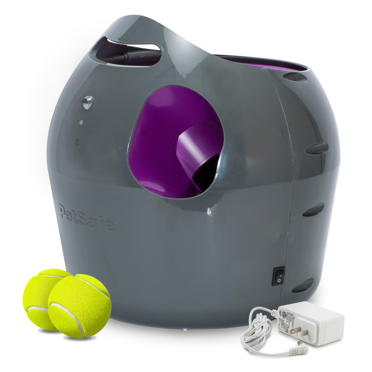 PetSafe Lanzador automático en acción para juego al aire libre