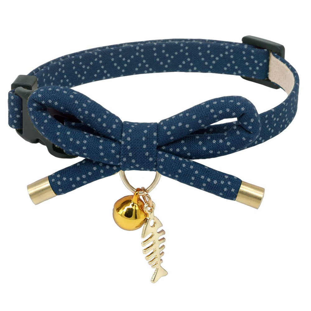 PetSoKoo collar para gatos con lazo navy, estilo elegante para paseos tranquilos.