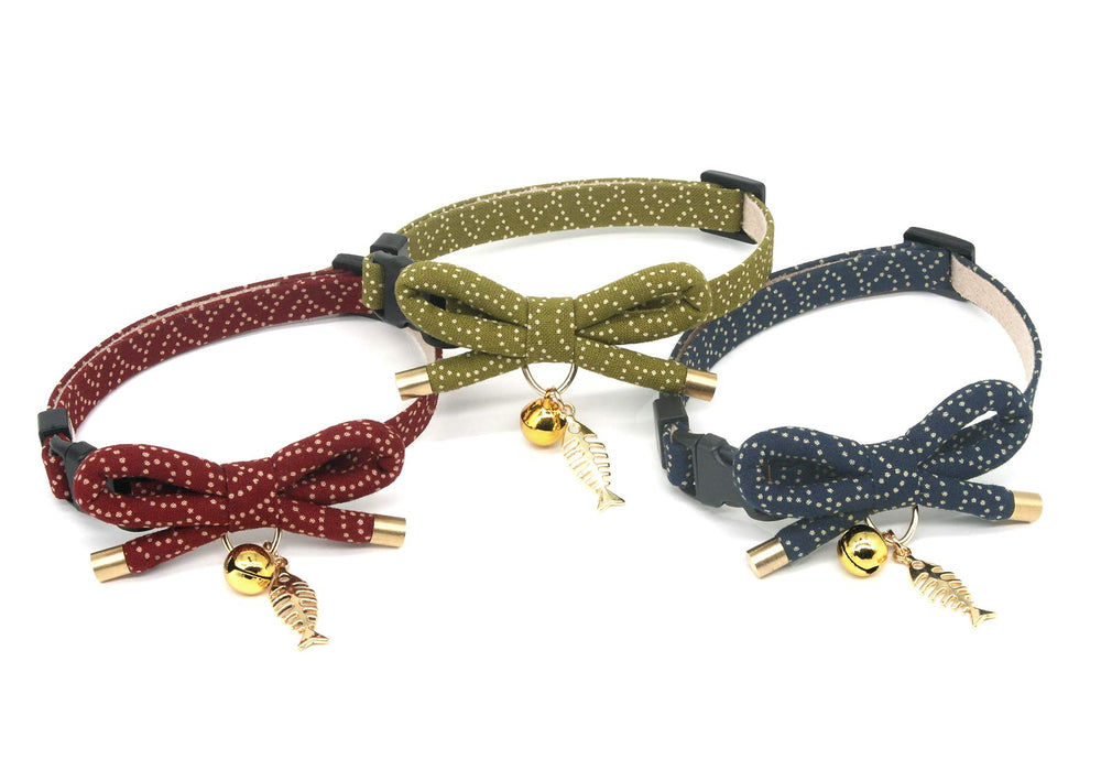 Charm pez en collar PetSoKoo, detalle lúdico para gatitos curiosos.