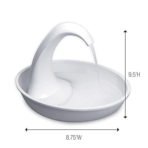 Diseño estilo grifo de Pioneer Pet Swan para beber cómodo.