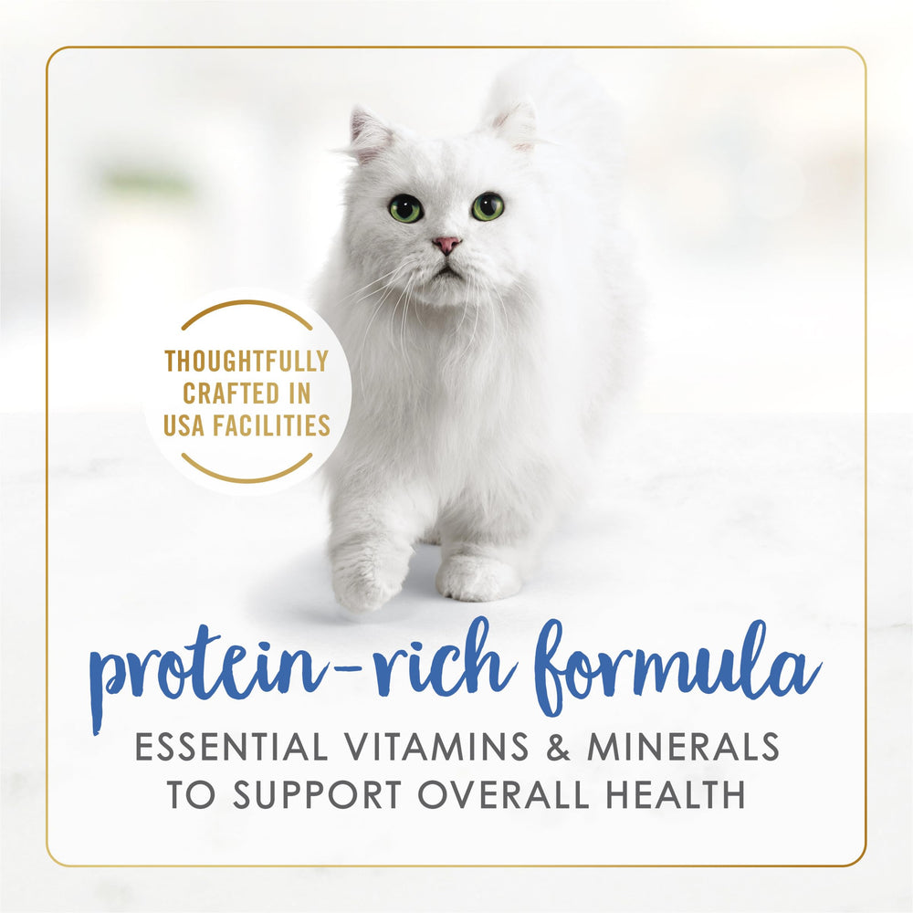 Purina Fancy Feast Gravy Lovers presenta trozos marinos en salsa cremosa para gatos.
