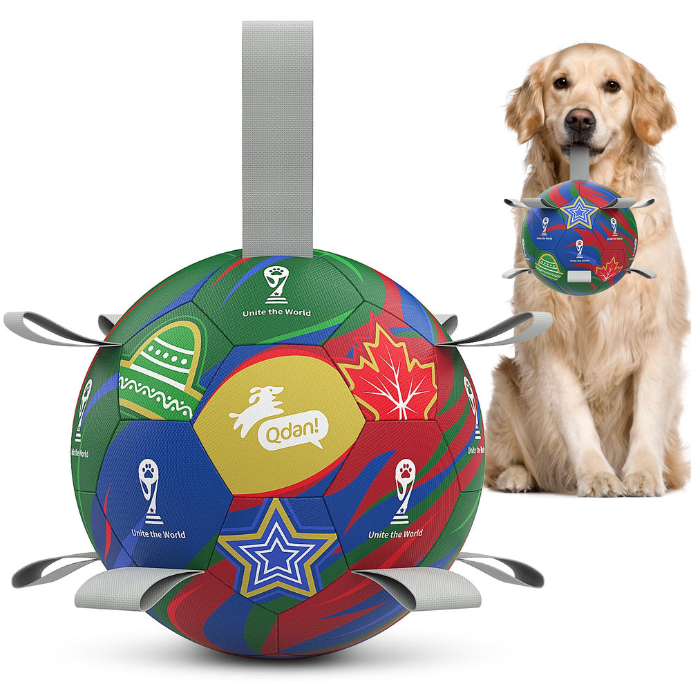 QDAN pelota de fútbol para perros con correas, ideal para agarre y juego activo.