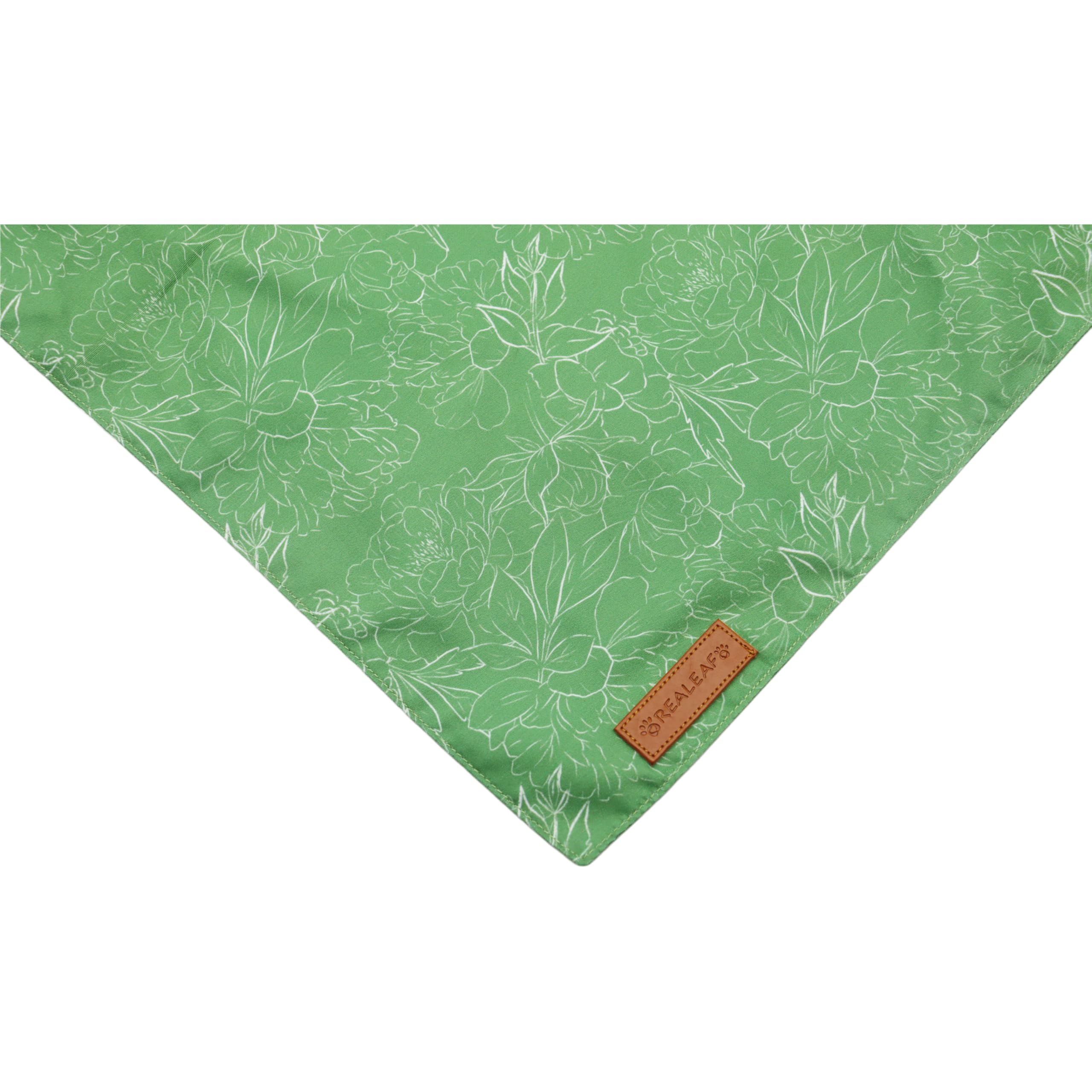 Bandana Realeaf de ajuste grande para cuellos amplios.