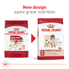 Royal Canin croqueta crujiente de tamaño medio en primer plano.