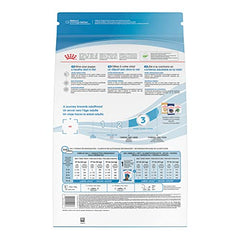 Royal Canin Size Health Nutrition, croquetas grandes en primer plano para masticación atractiva.