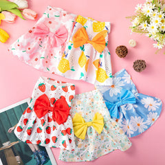 Vestido floral Saintrygo para perro dalia, estampado suave y duradero para uso constante.