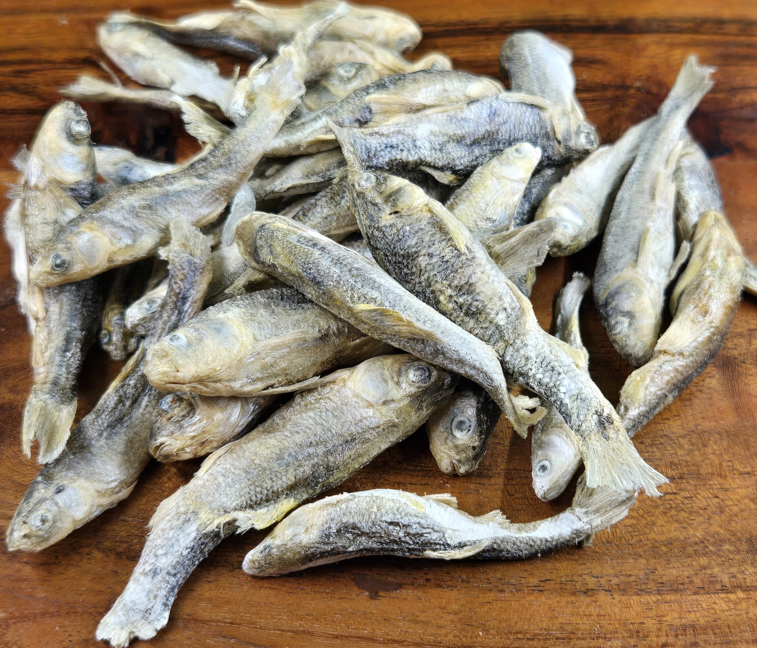 Minnows liofilizados de Shepherd Boy Farms, snacks para entrenamiento.