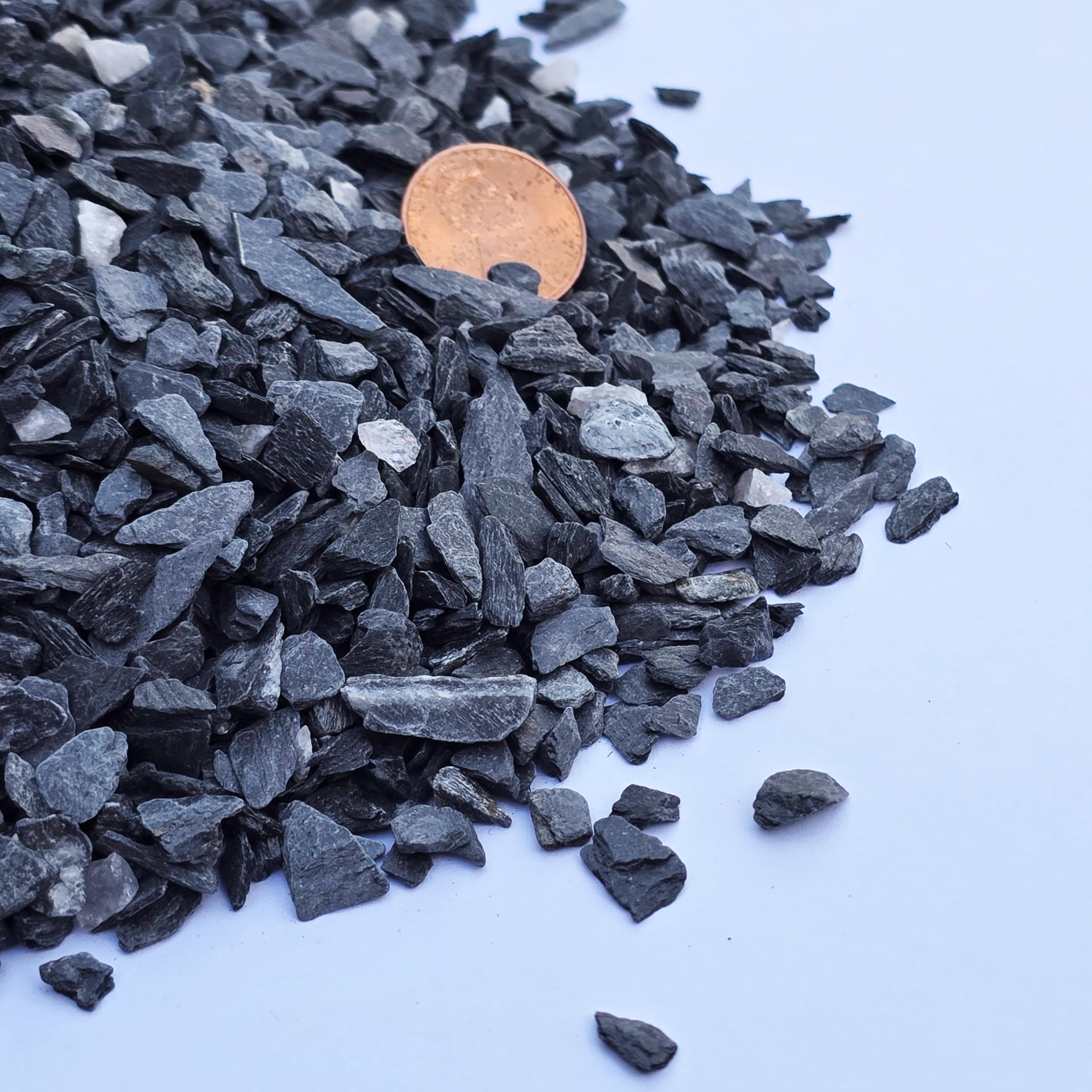 Small World Slate & Stone compatible con acuarios plantados