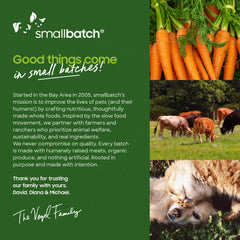 Smallbatch carne deshidratada para perro, textura liofilizada que conserva sabor y nutrientes.