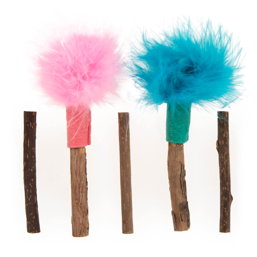 SmartyKat Silly Silver Stix: palitos con plumas para mayor diversión felina.