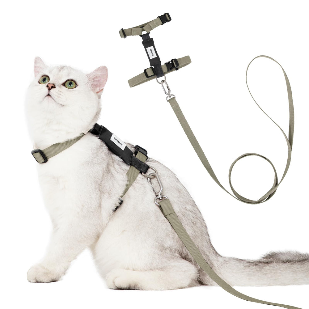 Arnés Sovarin para gato en color oliva con ajuste cómodo para explorar.