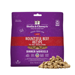 Mordiscos de Stella & Chewy's con res de pasto 98% para gatos.