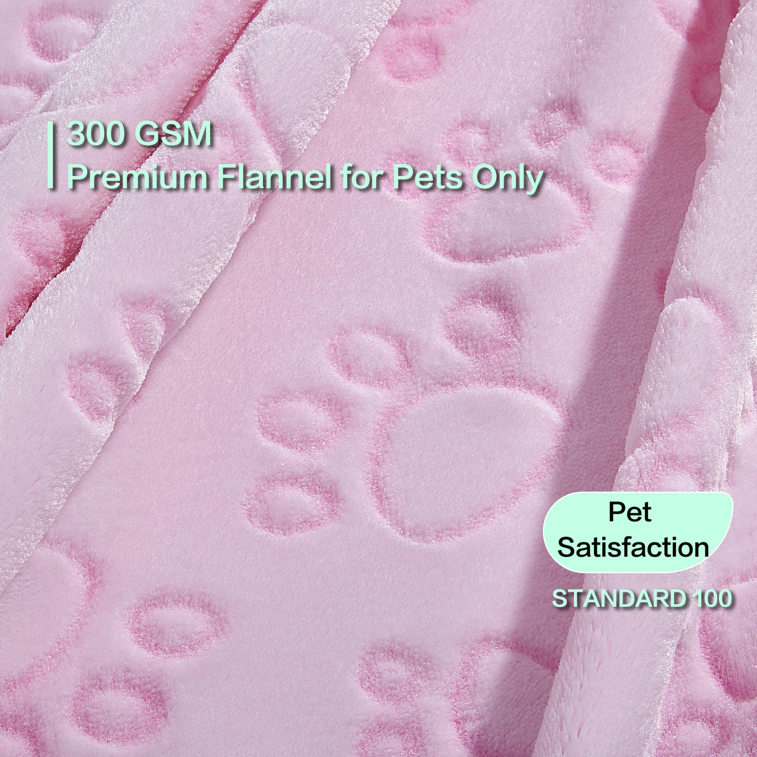 Manta Stuffed para gato con huella rosa, tacto suave para descansar.