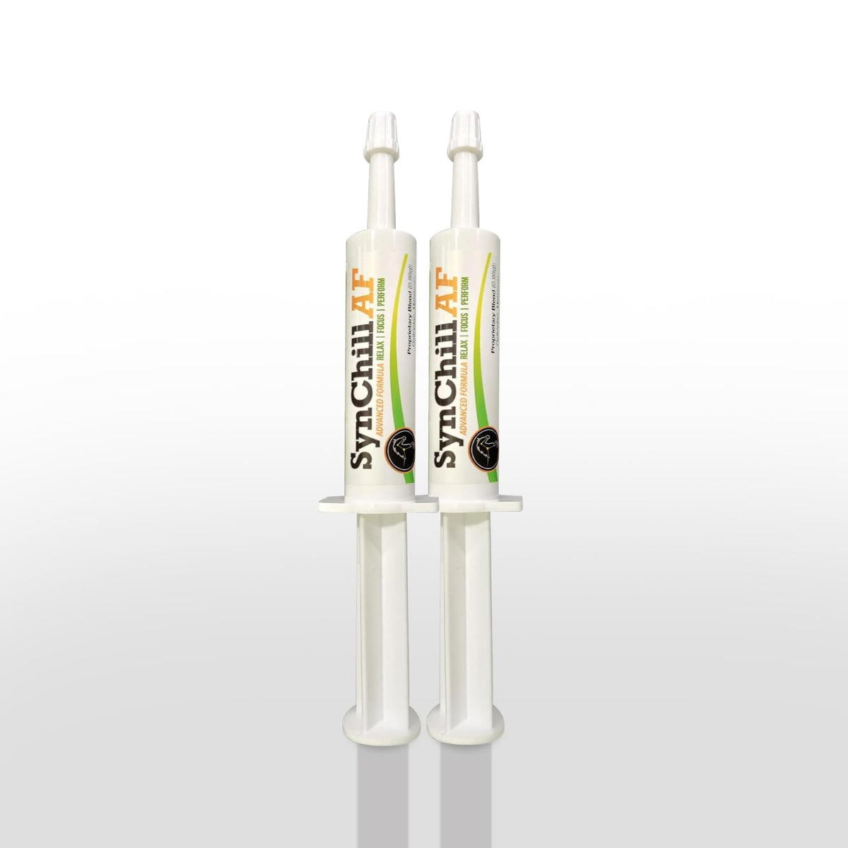 SynNutra Equine SynChill AF, botella de gel lista para apoyar la compostura durante entrenamiento.