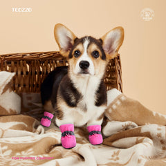 Botas TEOZZO para perro con forro suave interior para mayor comodidad.