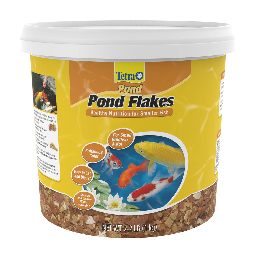Tetra Pond Flakes: paquete para peces pequeños, fácil de alimentar.