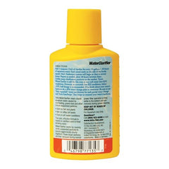 Tetra WaterClarifier mide dosis con cuchara para dosificación precisa.